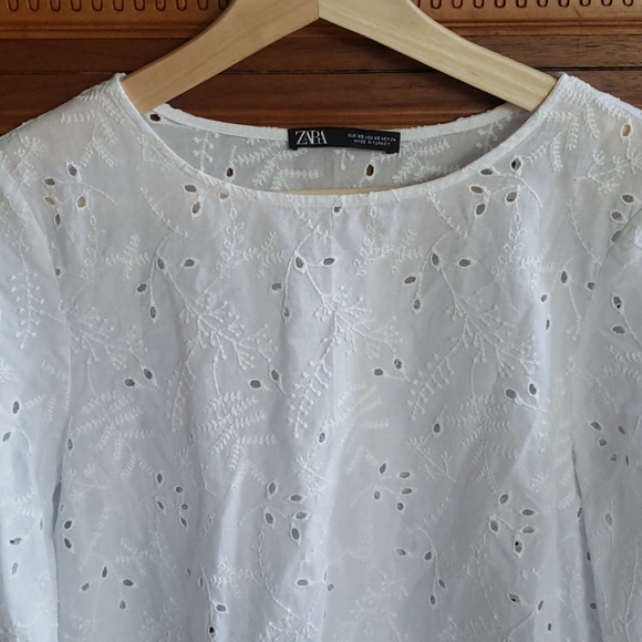 Zara white eyelet shirt with puff sleeves - Picture 3 of 6